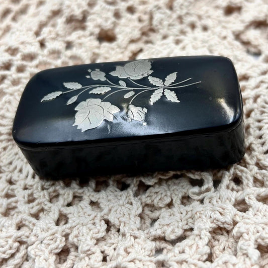 Vintage paper mache snuff box with floral inlay - Splendid Vintage World