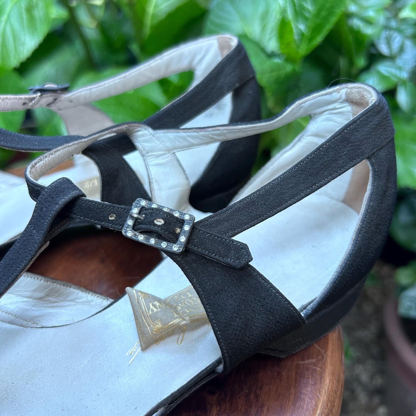 Vintage 1940s black fabric low wedge shoes size 10 from the London shoe Company - Splendid Vintage World