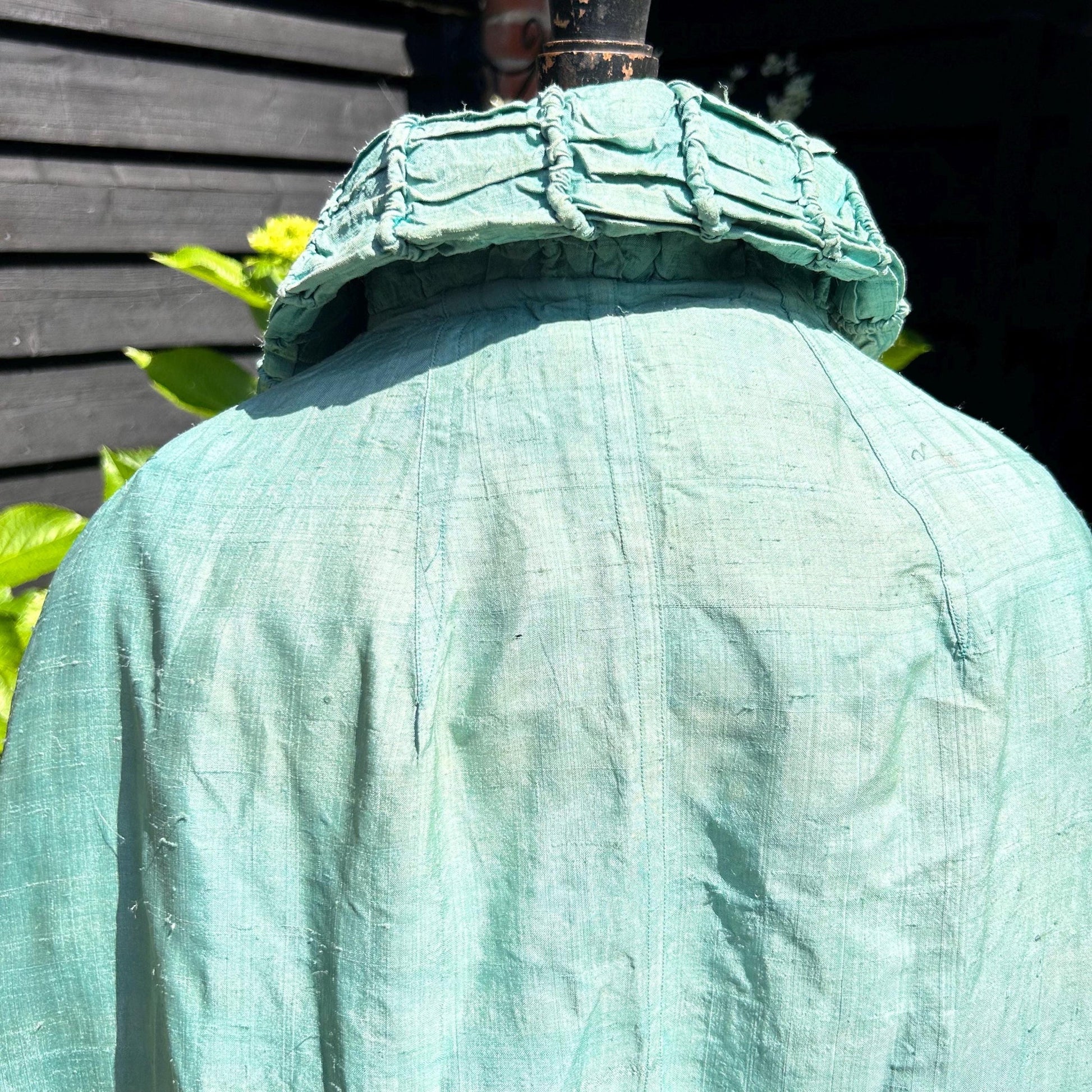 1920s Silk Batik Cape Pale Blue Floral Vine, Ruched Collar dark backdrop - Splendid Vintage World