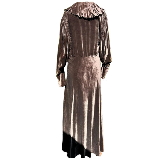 1930s Dark Brown long Velvet Coat, ruched collar Smocked Sleeves - Splendid Vintage World