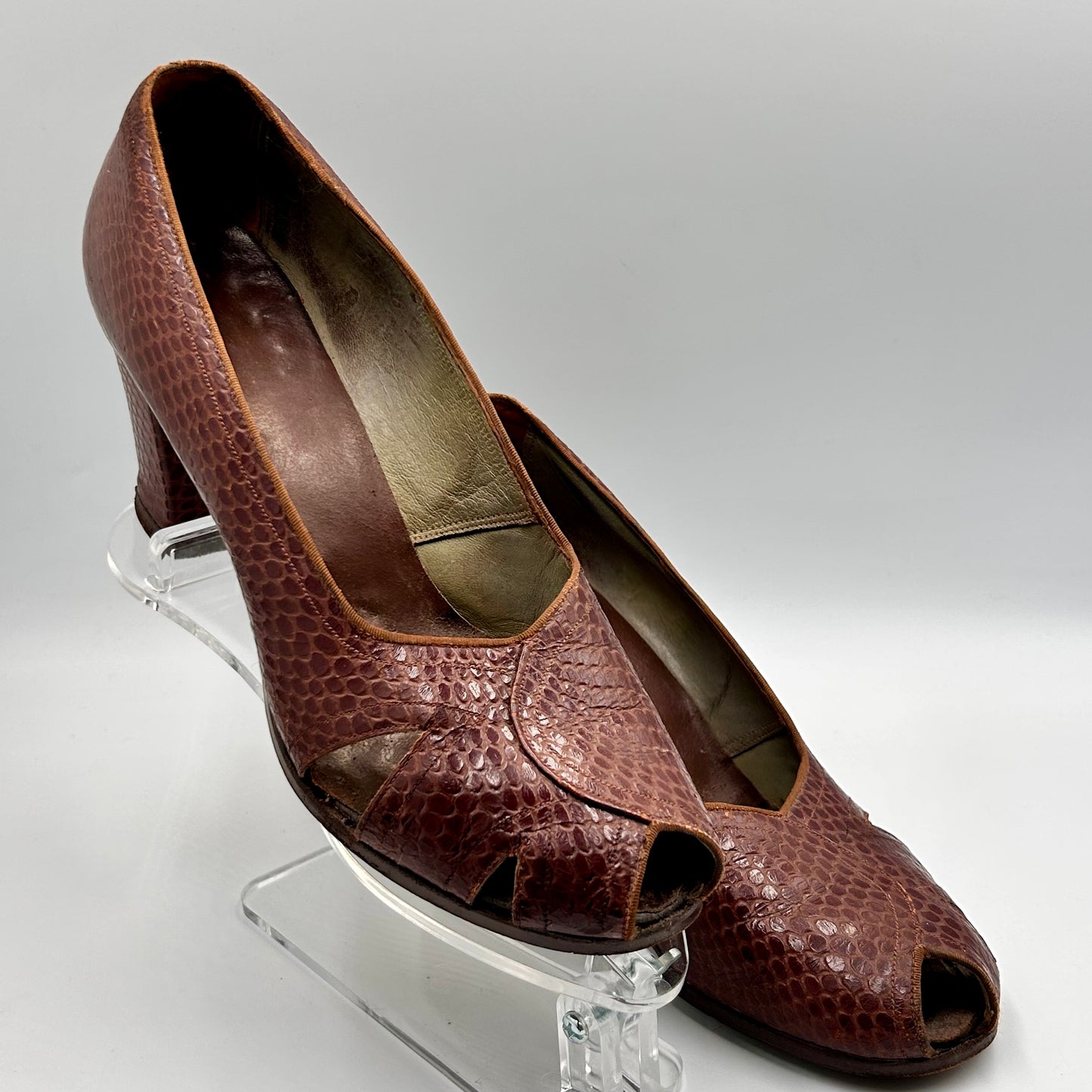 1940s CC41 faux snake skin peep toe shoes