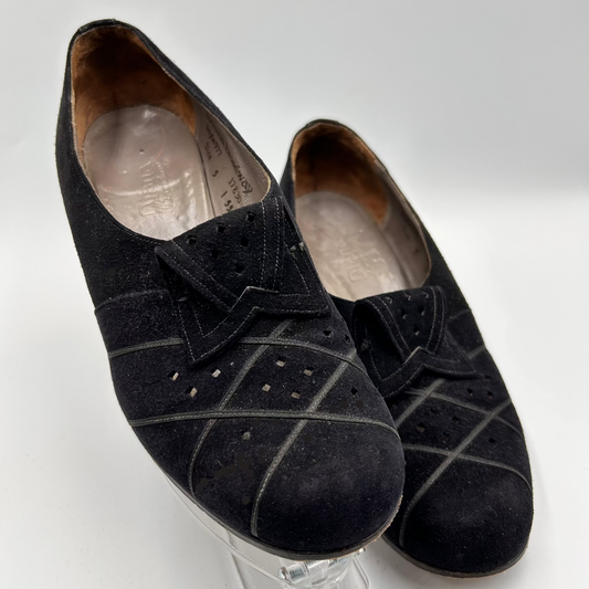 Pair of black suede shoes on a white background - splendid vintage world