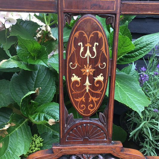 back splat inlay on chairs
