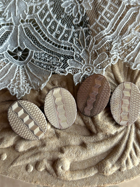 oval 10CT gold front cufflinks with engraved zig zag pattern against lace & light brown embossed card- Splendid Vintage World