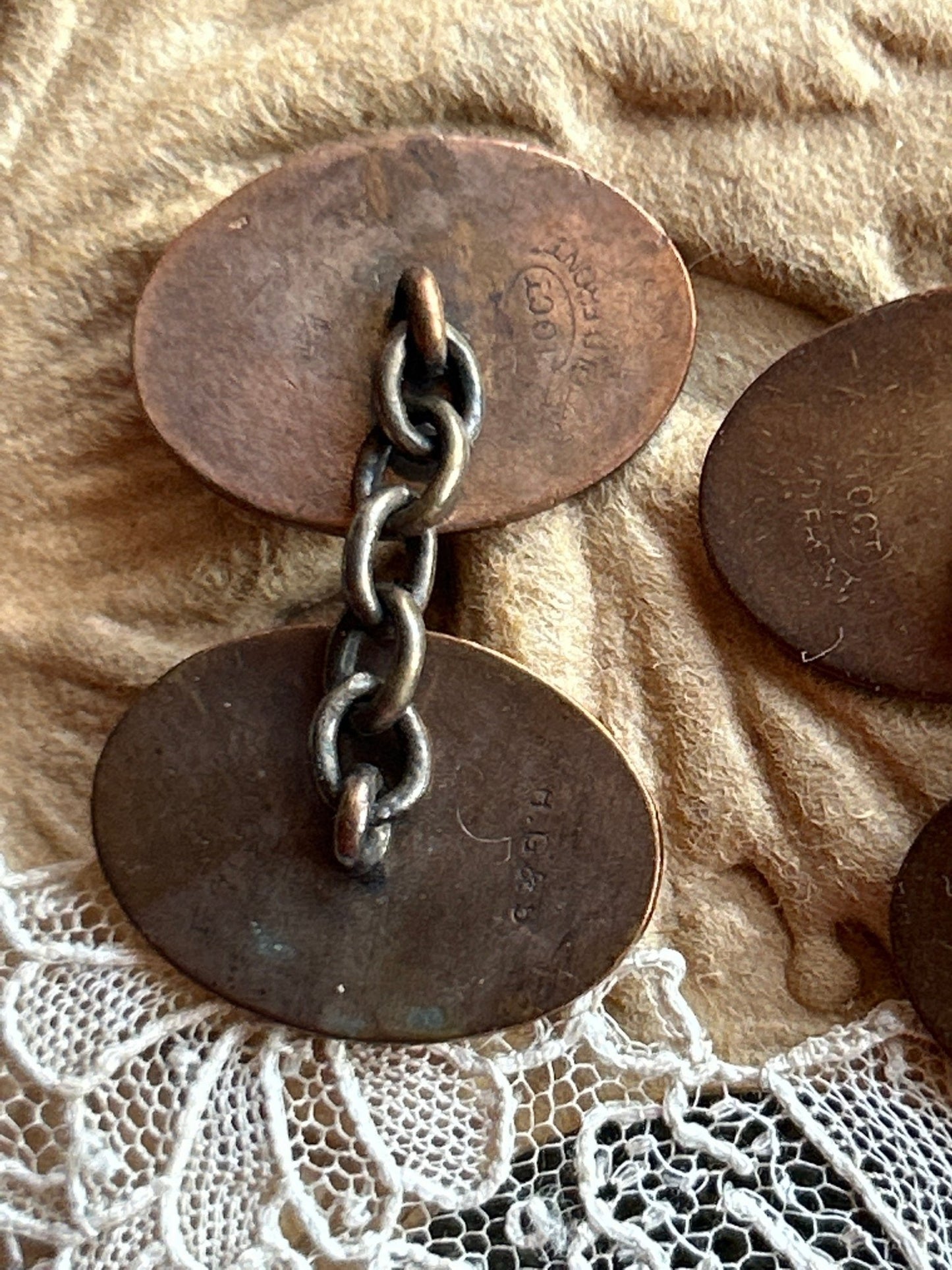 close up of back of 10CT gold front cufflinks stamped H.G & S and chains - Splendid Vintage World
