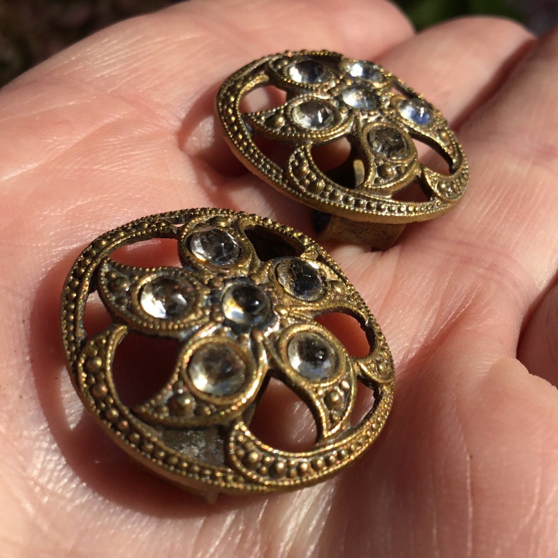 Antique 1920s shoe button covers with paste decoration - Splendid Vintage World