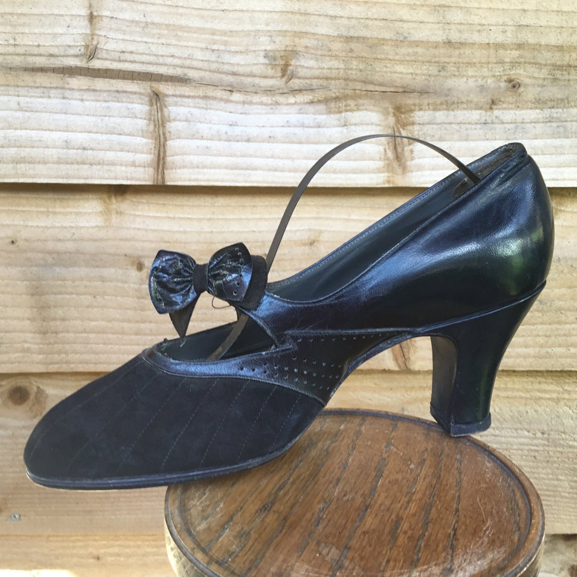 Antique 1930s black leather & suede shoes Lady Hilda Fine Footwear - Splendid Vintage World