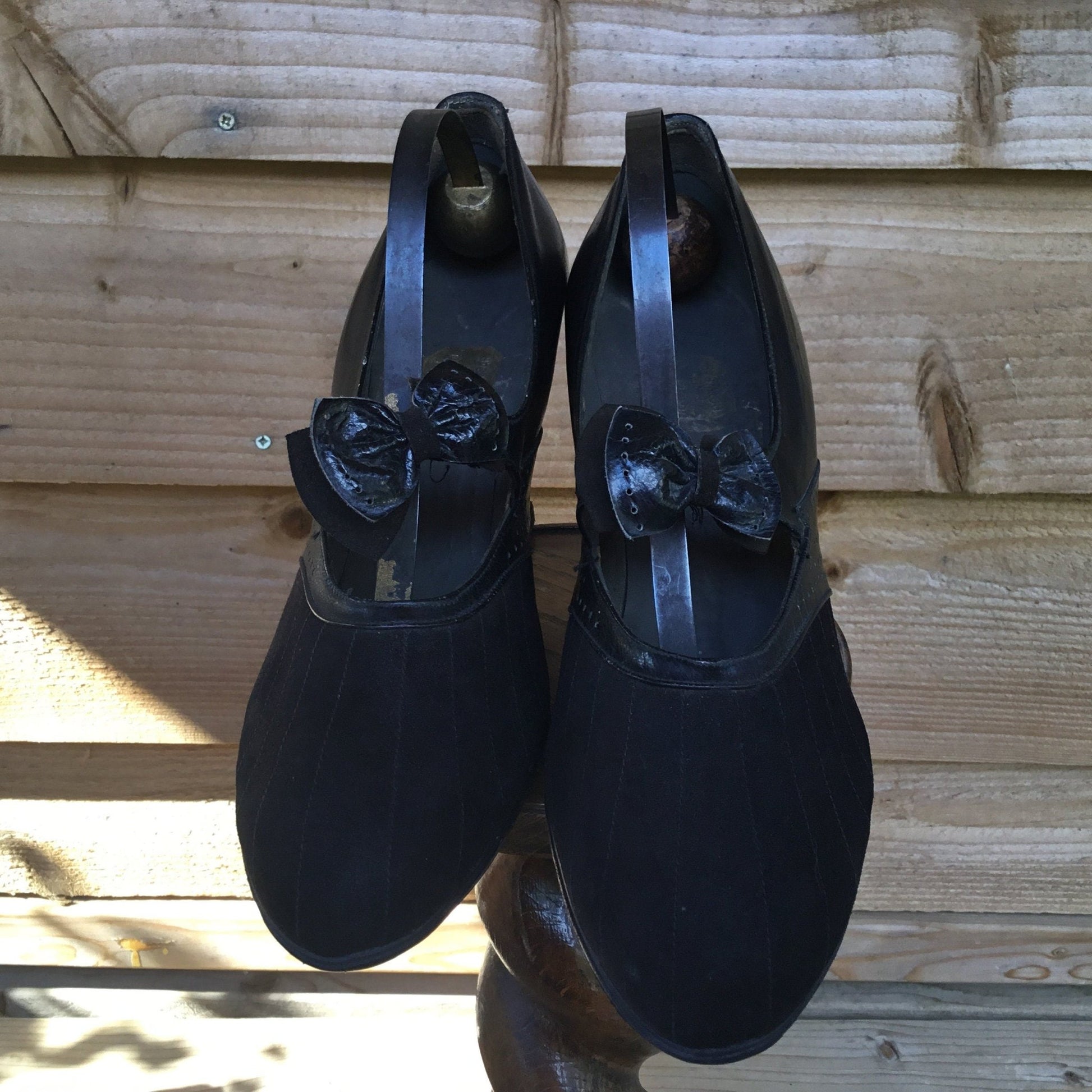 Antique 1930s black leather & suede shoes Lady Hilda Fine Footwear - Splendid Vintage World