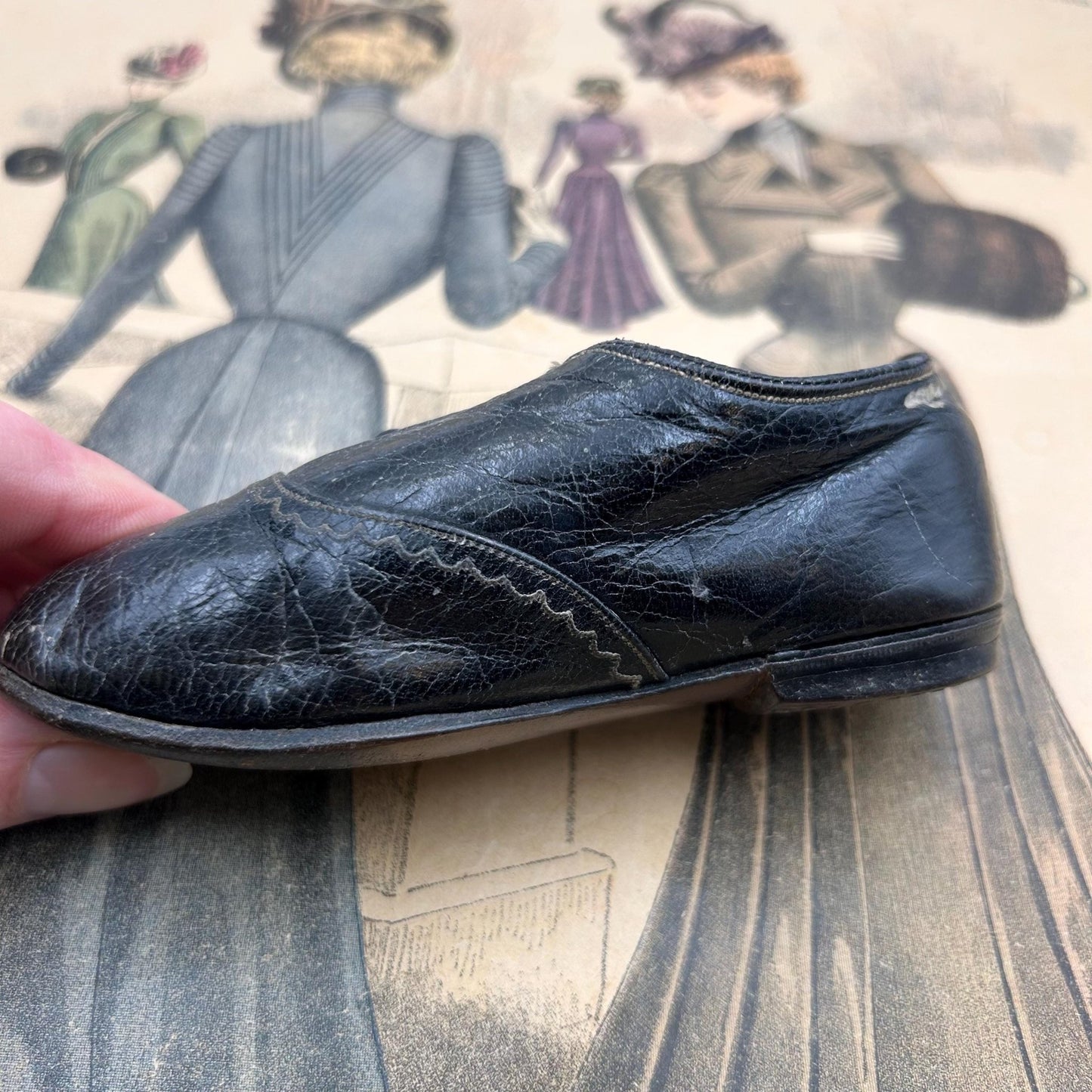 Antique black leather button up shoe, child’s - Splendid Vintage World