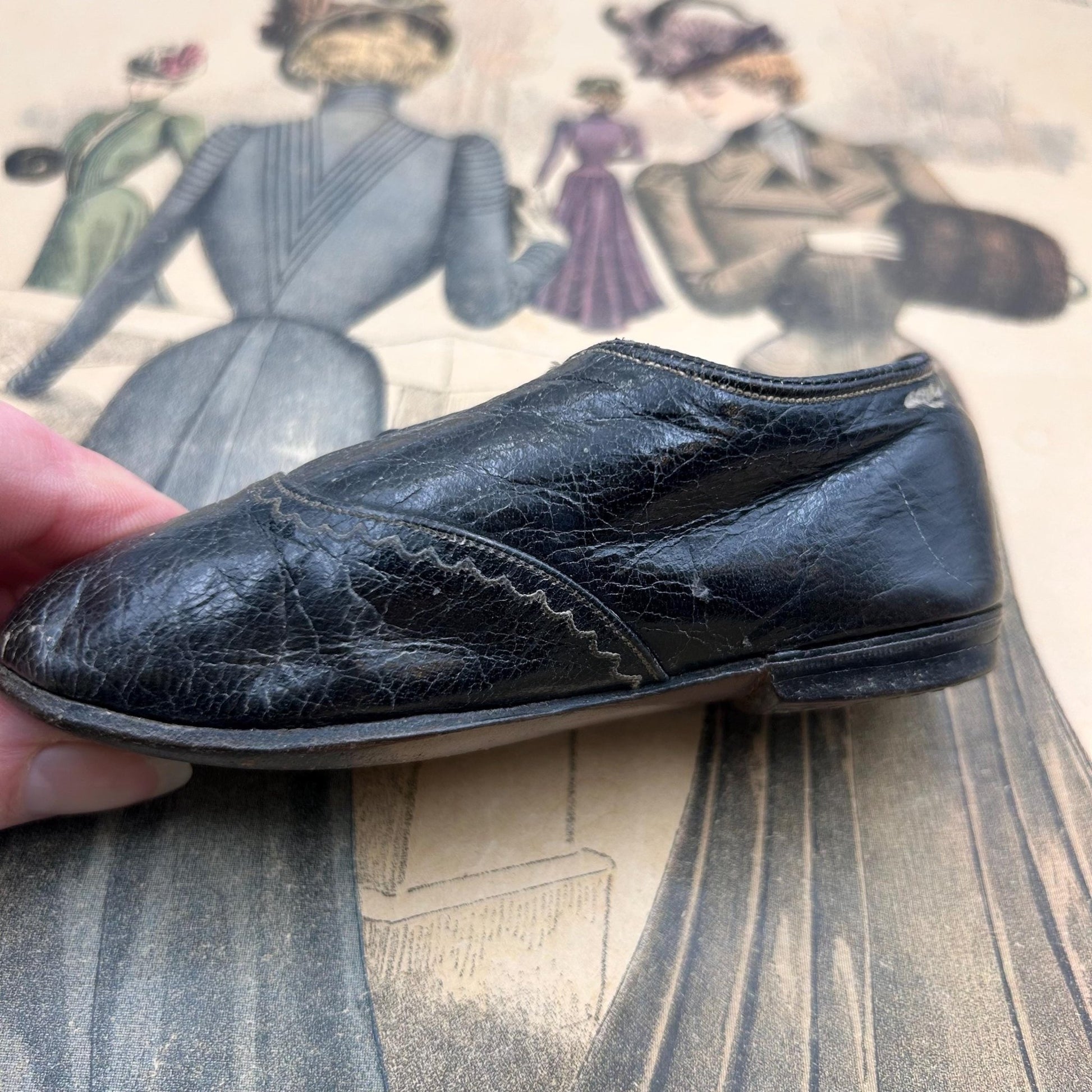 Antique black leather button up shoe, child’s - Splendid Vintage World