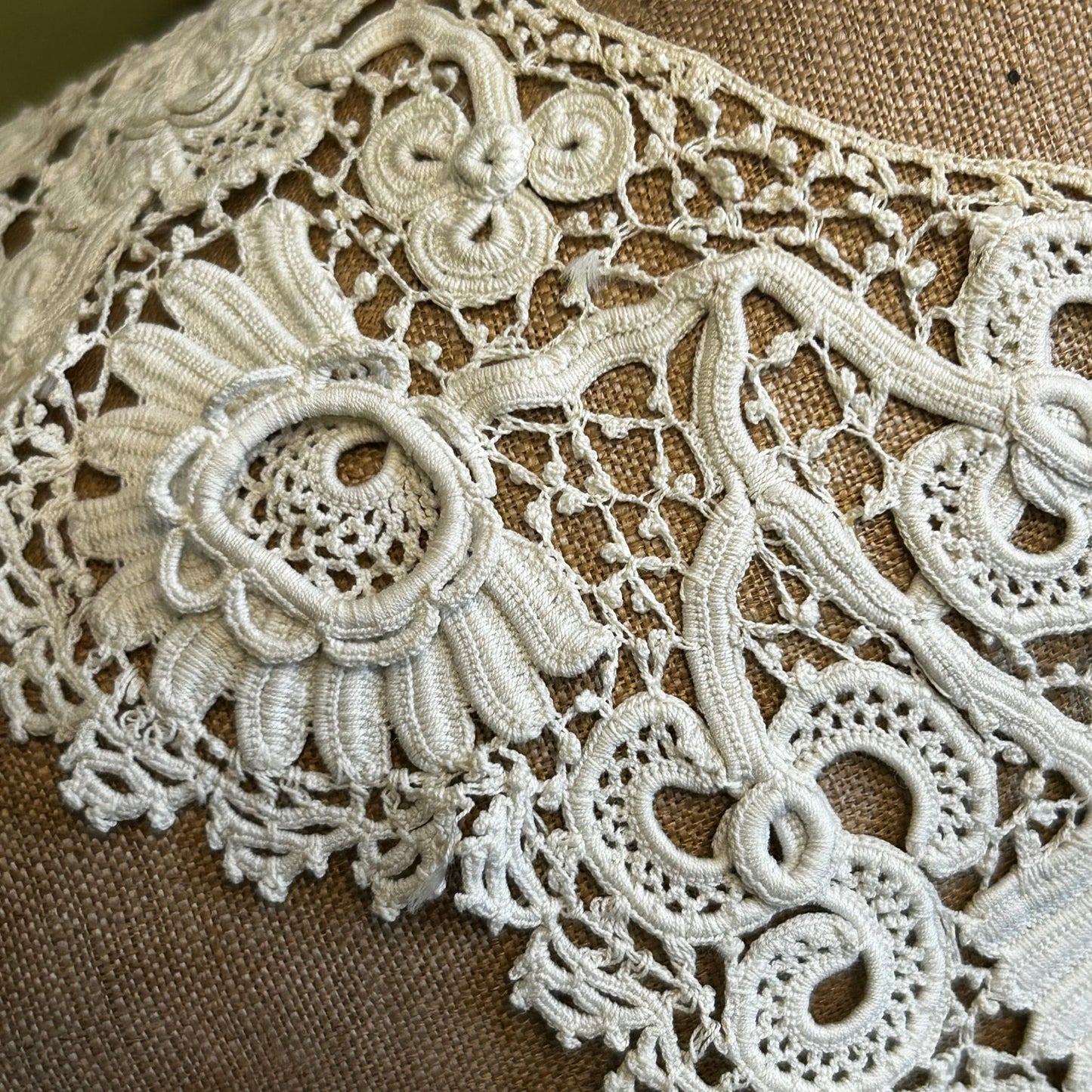 Antique Irish crochet lace Collar, dress front - Splendid Vintage World