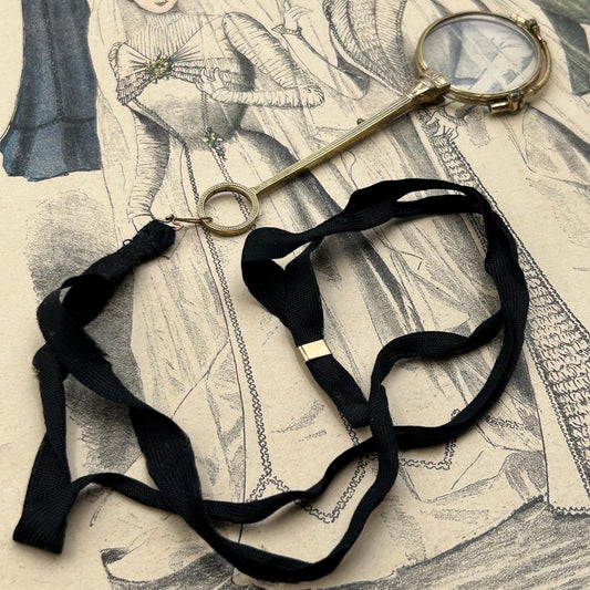 Antique folding lorgnettes magnifiers, ornate frames filled gold 1/20 with old ribbon - Splendid Vintage World
