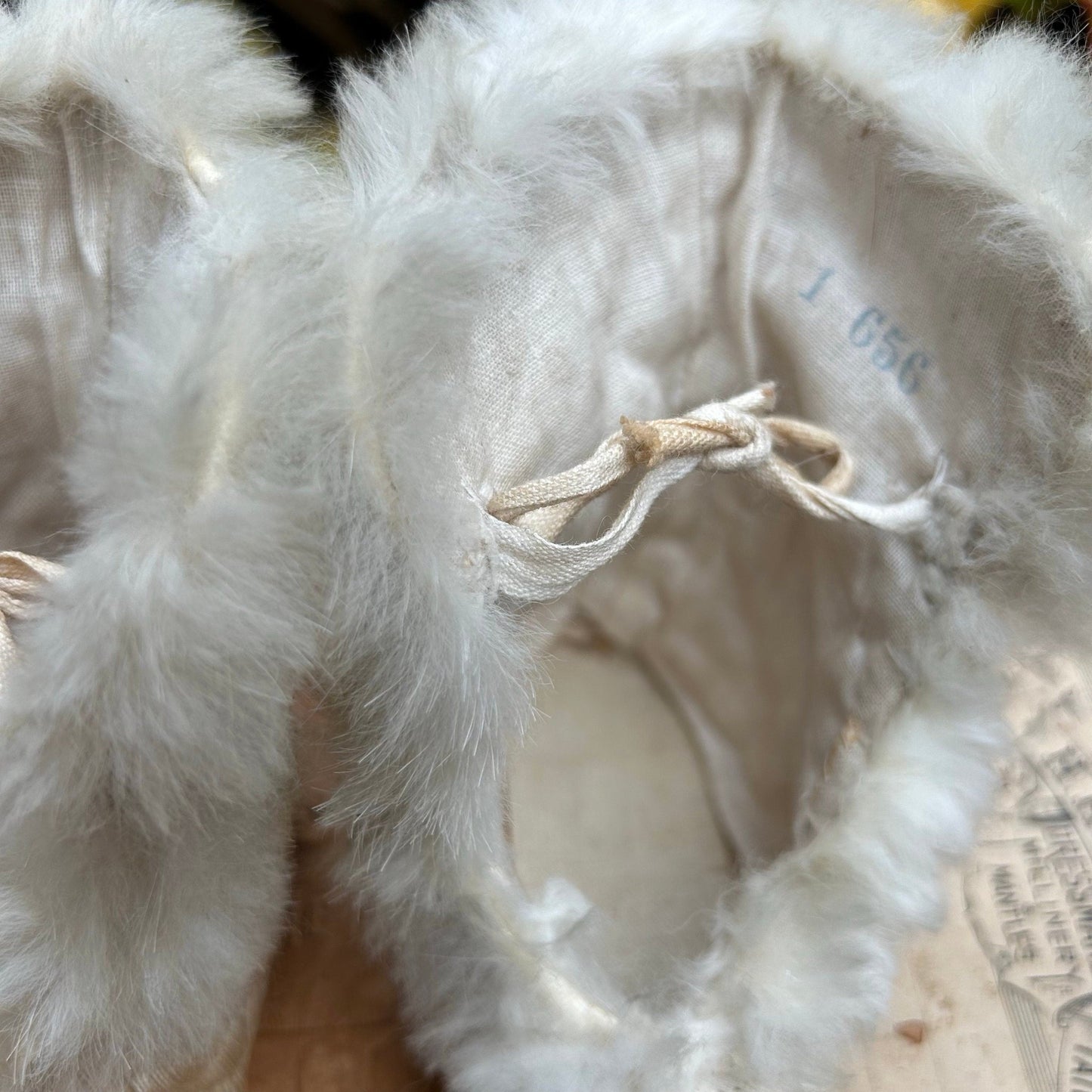fur trim & ties on baby boots  - Splendid Vintage World