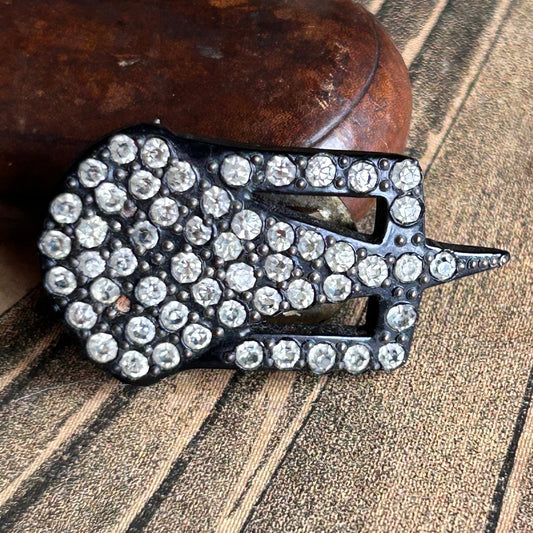 Art Deco 1930s dress clip or brooch of black glass & clear diamante’ set against an old illustration - Splendid Vintage World