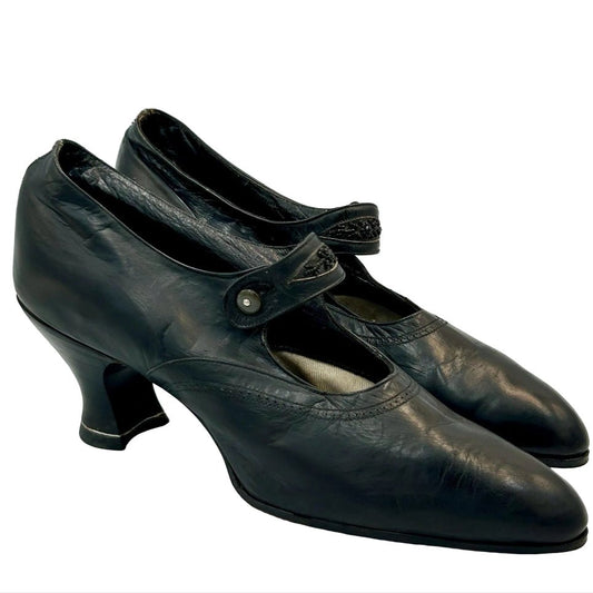 Edwardian 1910 1920s black shoes leather with black bead decoration & button fastening strap - Splendid Vintage World