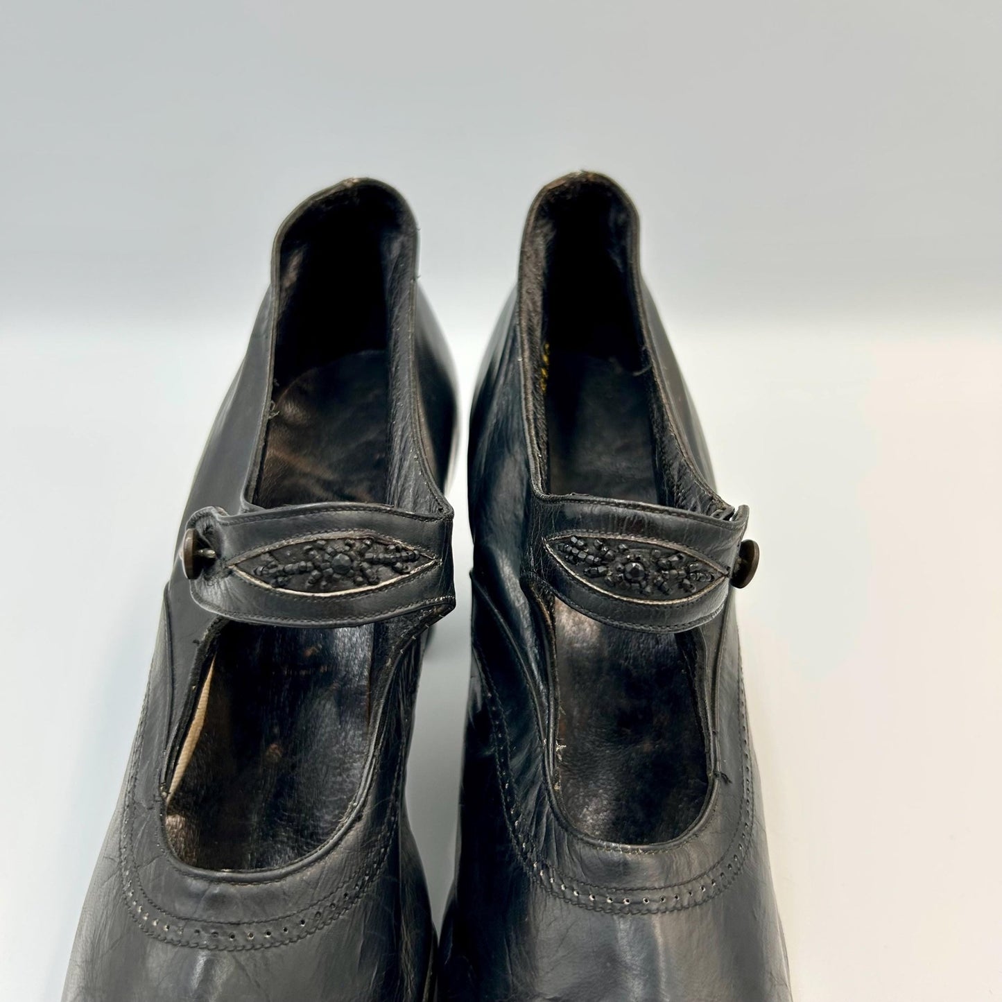 Edwardian 1910 1920s black shoes leather with black bead decoration & button fastening strap - Splendid Vintage World