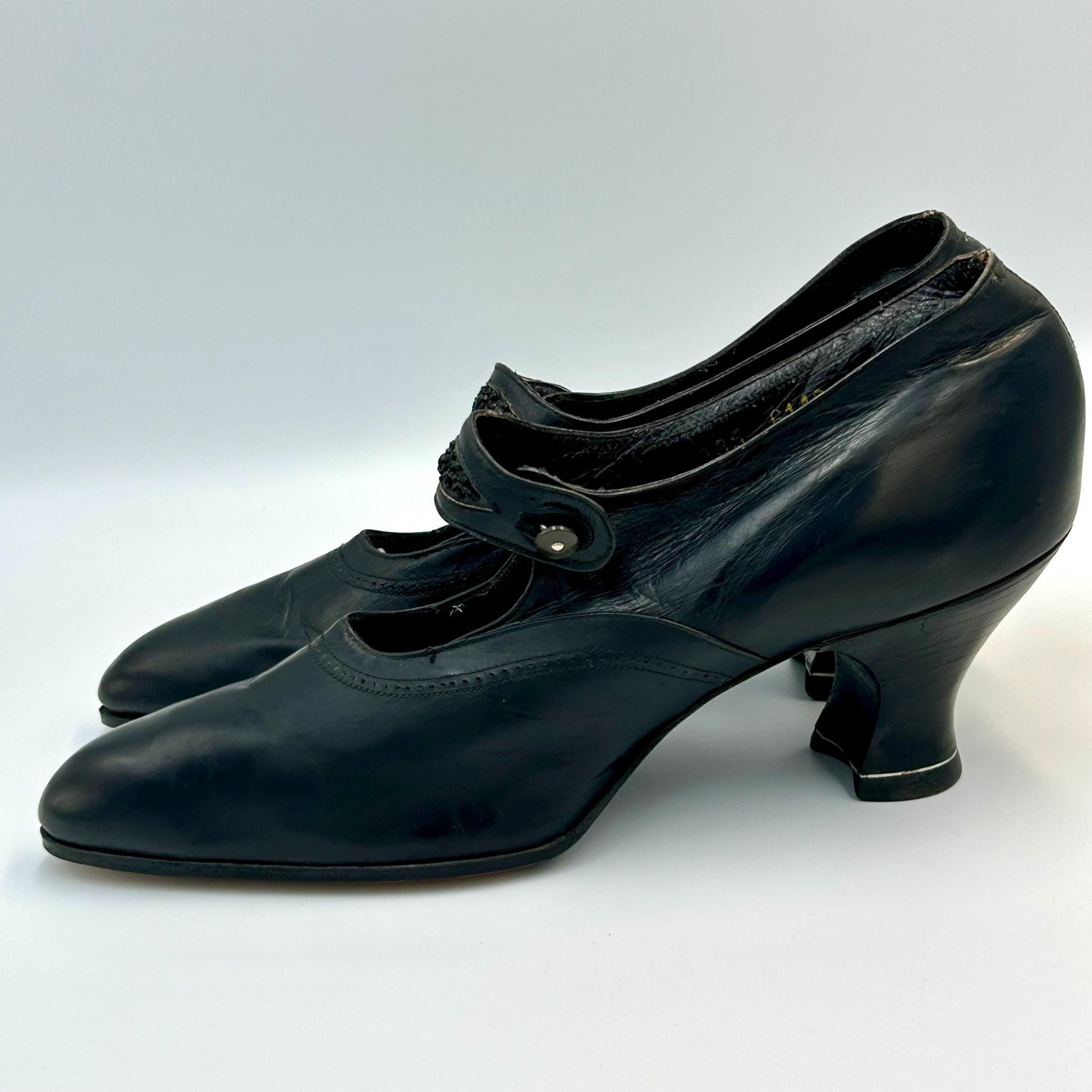 Edwardian 1910 1920s black shoes leather with black bead decoration & button fastening strap - Splendid Vintage World