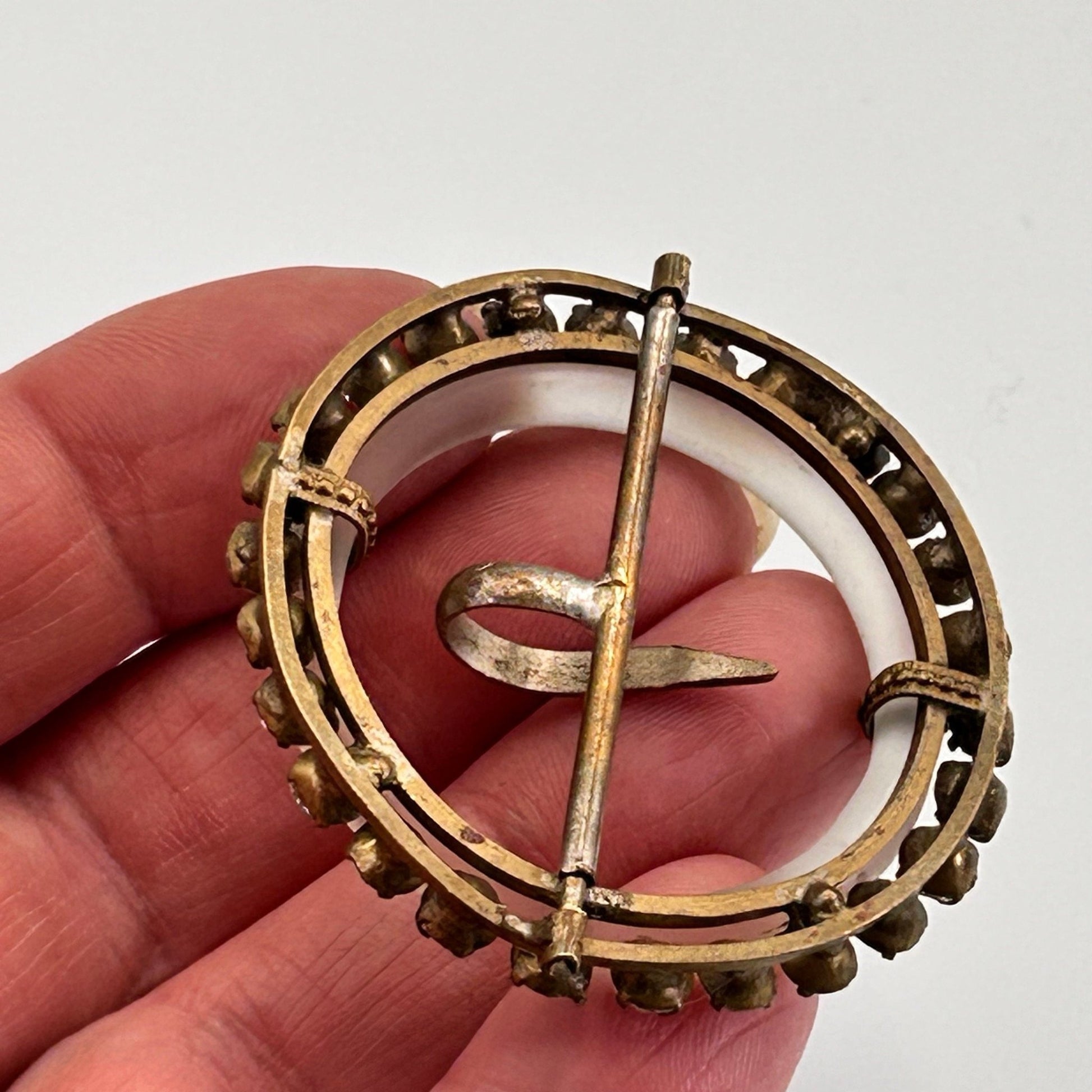 Edwardian frosted glass & paste stone circular buckle. - Splendid Vintage World