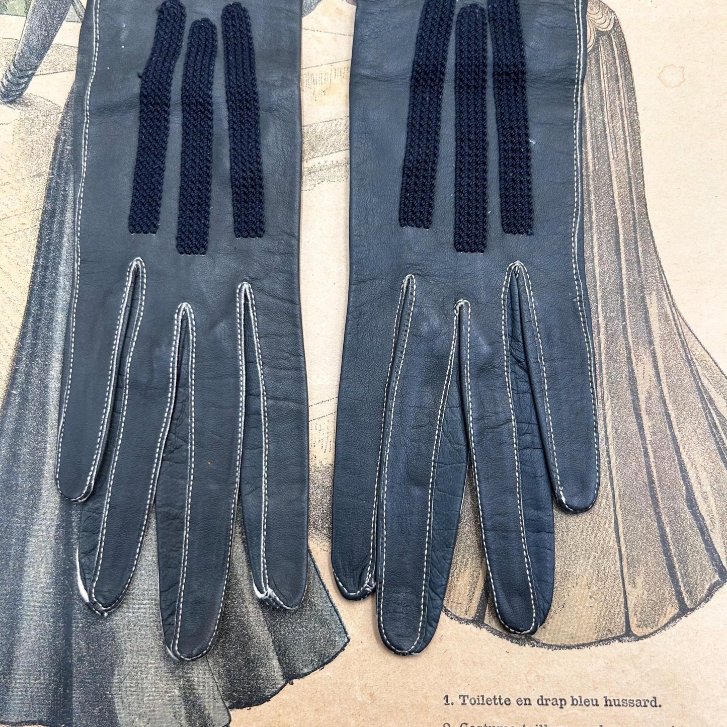 Edwardian kid leather gloves metal buttons 6 1/4 Viking brand narrow slate grey - Splendid Vintage World