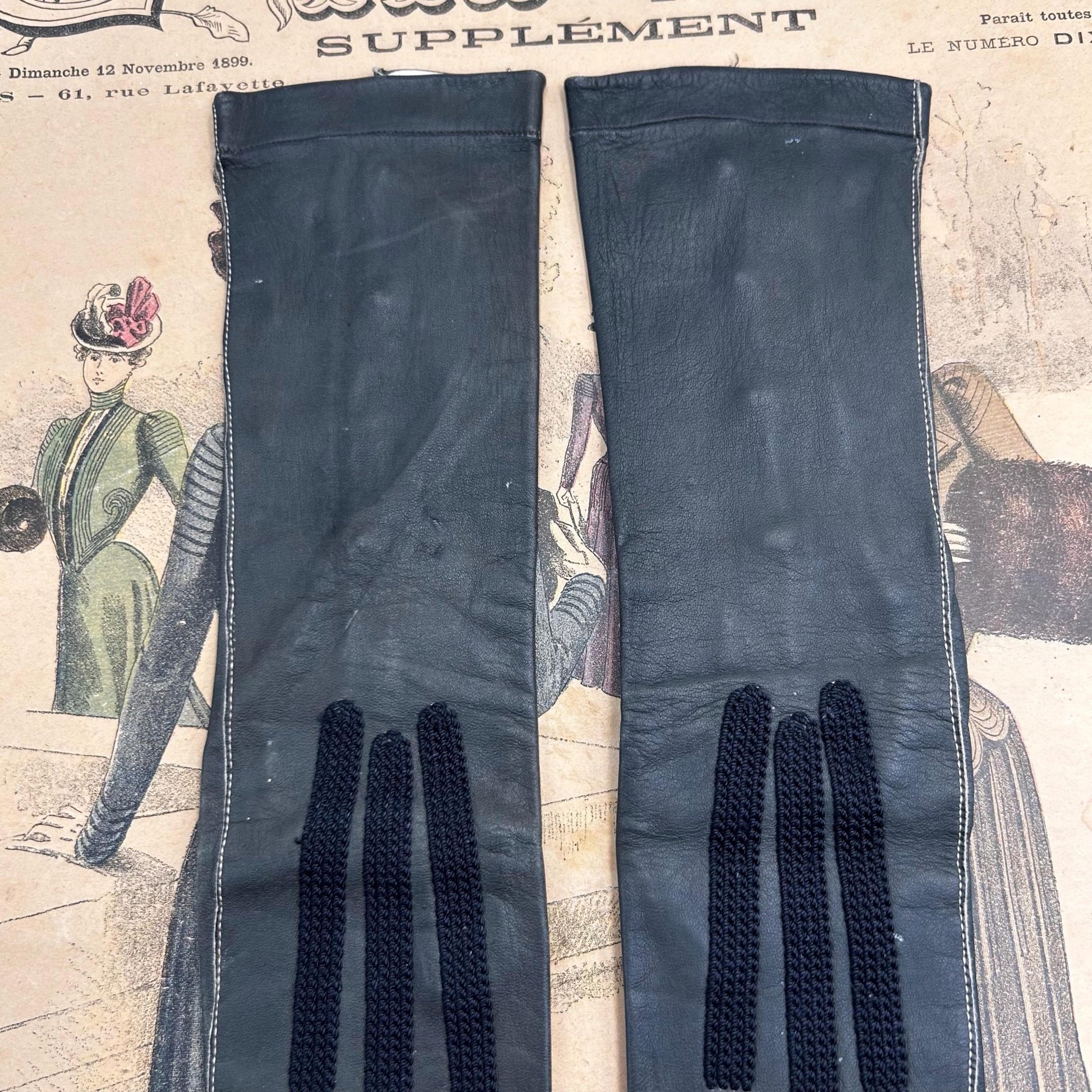 Edwardian kid leather gloves metal buttons 6 1/4 Viking brand narrow slate grey - Splendid Vintage World