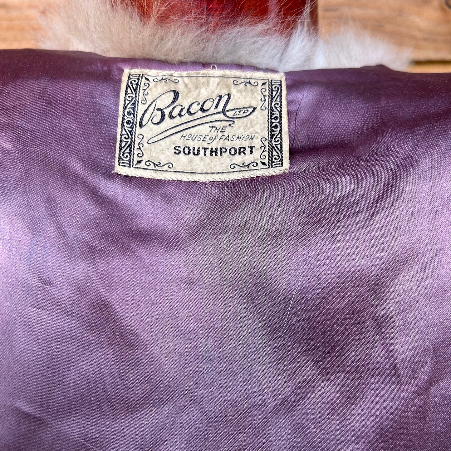 Label view of Genuine Vintage Fox Fur cape, Auburn with Art Deco Clasp for a formal event, wedding - Splendid Vintage World