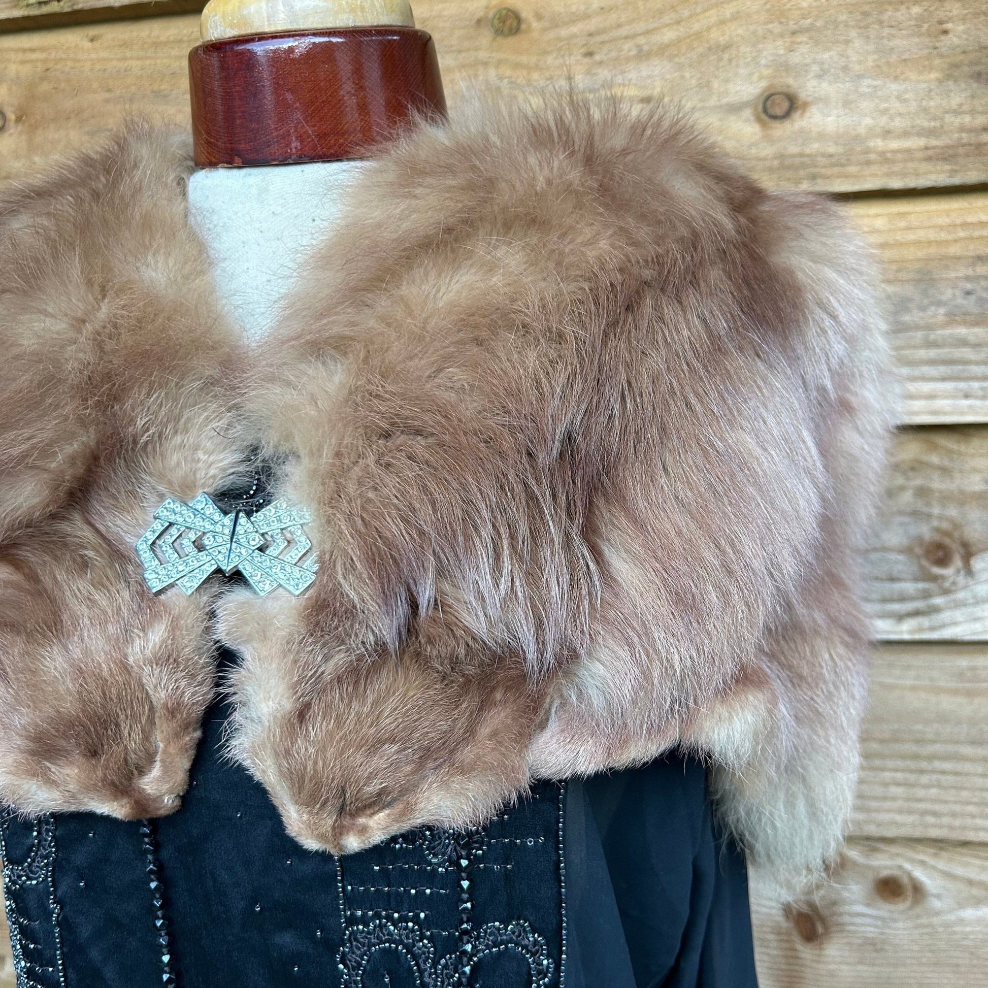 Genuine Vintage Fox Fur cape with Art Deco Clasp perfect for a formal event or wedding  - Splendid Vintage World