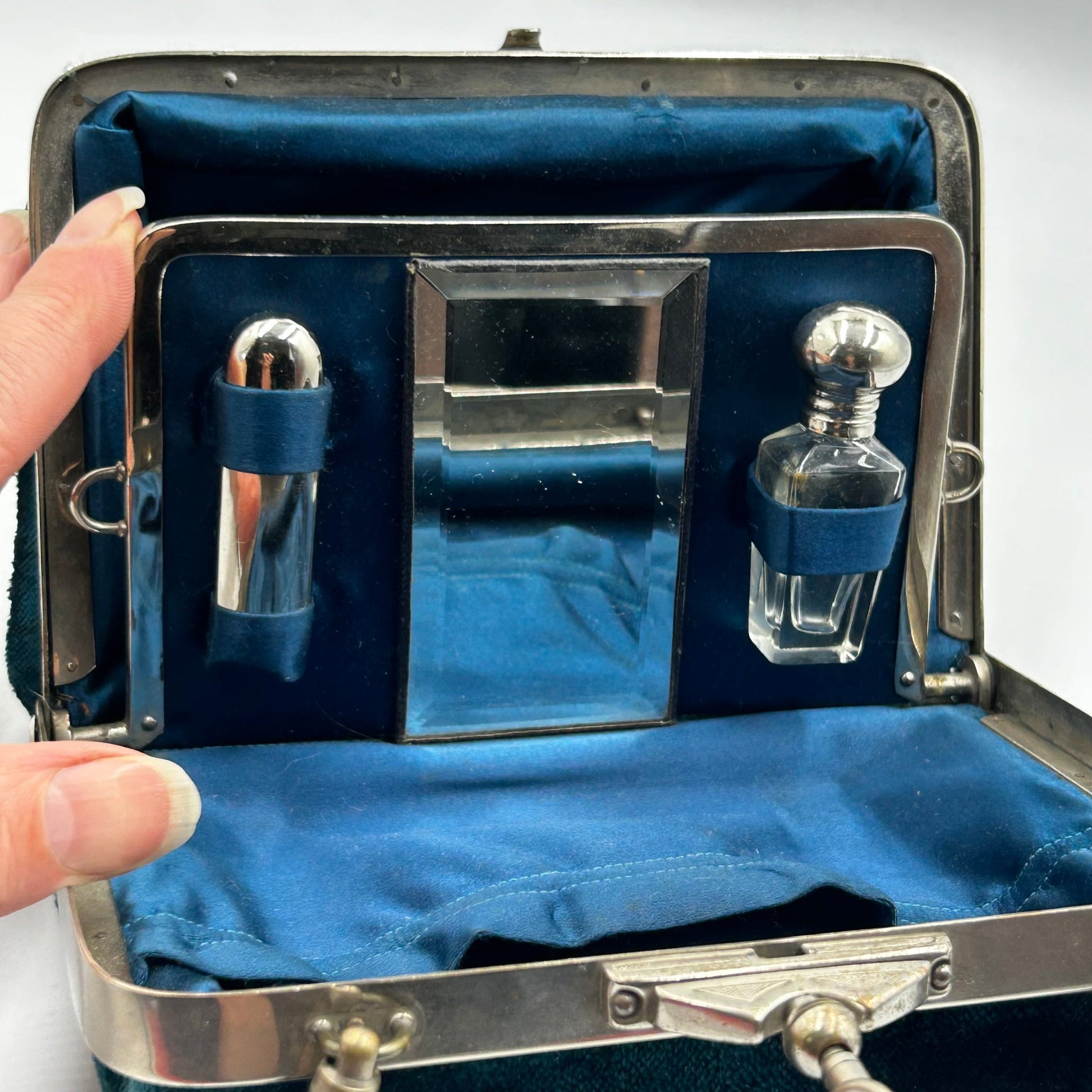 Victorian teal velvet sewing etui handbag Rd No 18746 Paris Depose - Splendid Vintage World