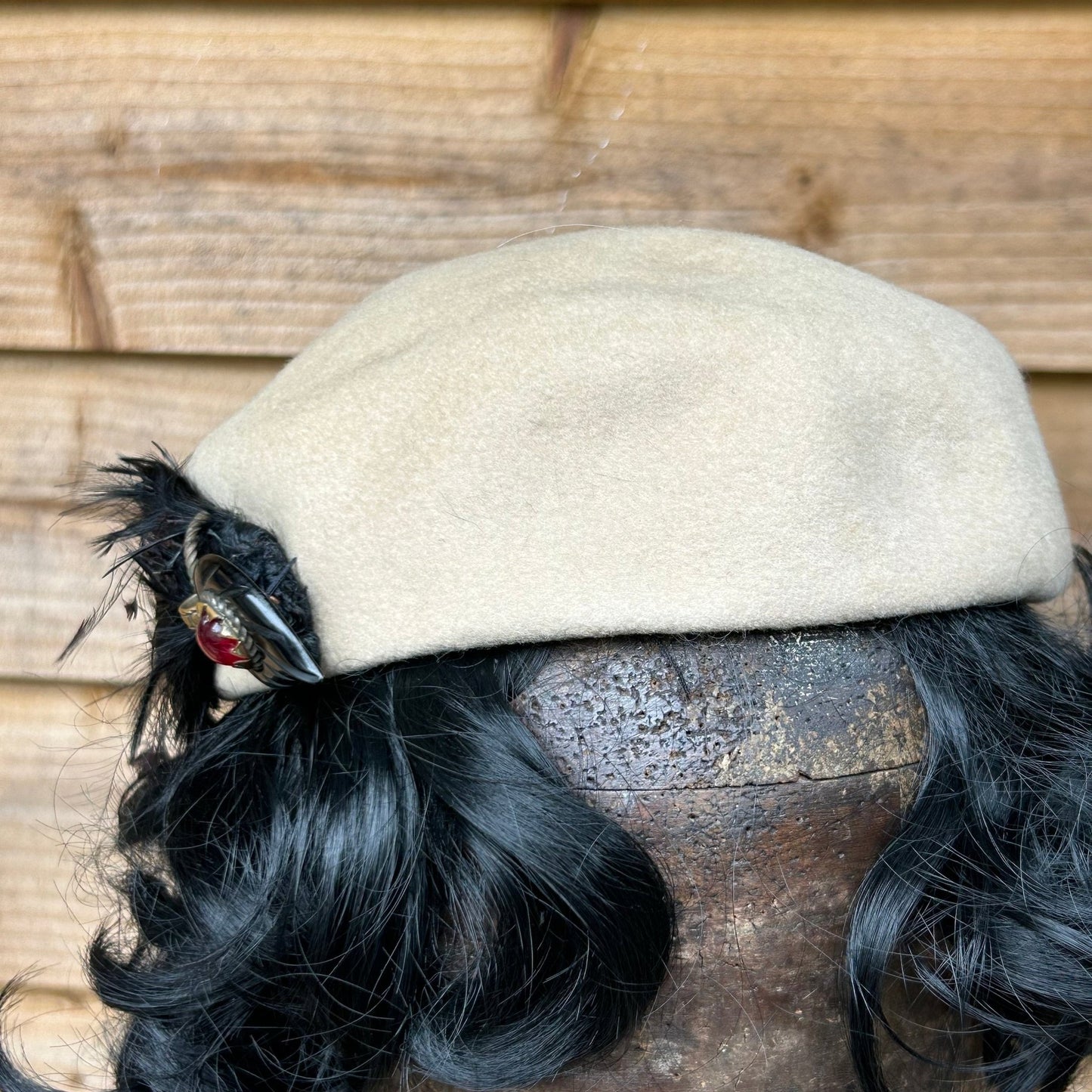 Vintage 1930s Wool Beret with Feather & Bakelite Adornment - Glenover Henry Pollak