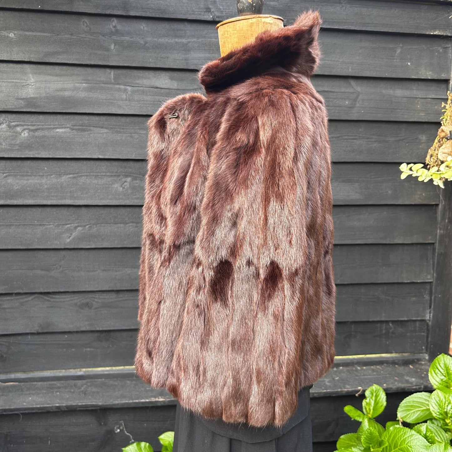 Vintage 1950s fur jacket, cropped with cropped sleeves - Splendid Vintage World