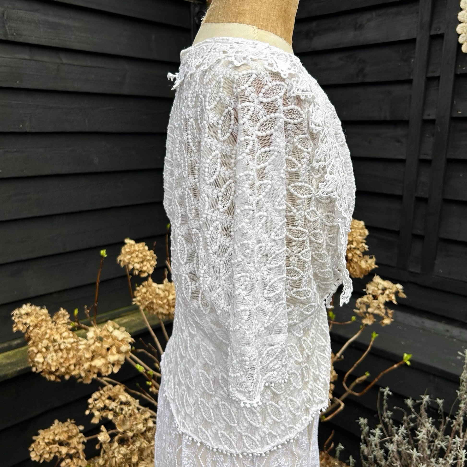 Vintage sheer Embroidered Tulle bridal Wedding Jacket, Lace Collar - Splendid Vintage World