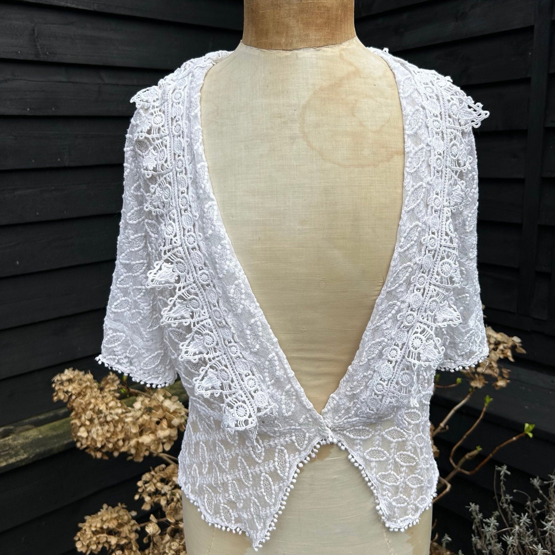 Vintage sheer Embroidered Tulle bridal Wedding Jacket, Lace Collar - Splendid Vintage World
