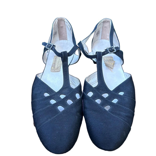 Vintage 1940s black fabric low wedge shoes size 10 from the London shoe Company made in Switzerland- Splendid Vintage World