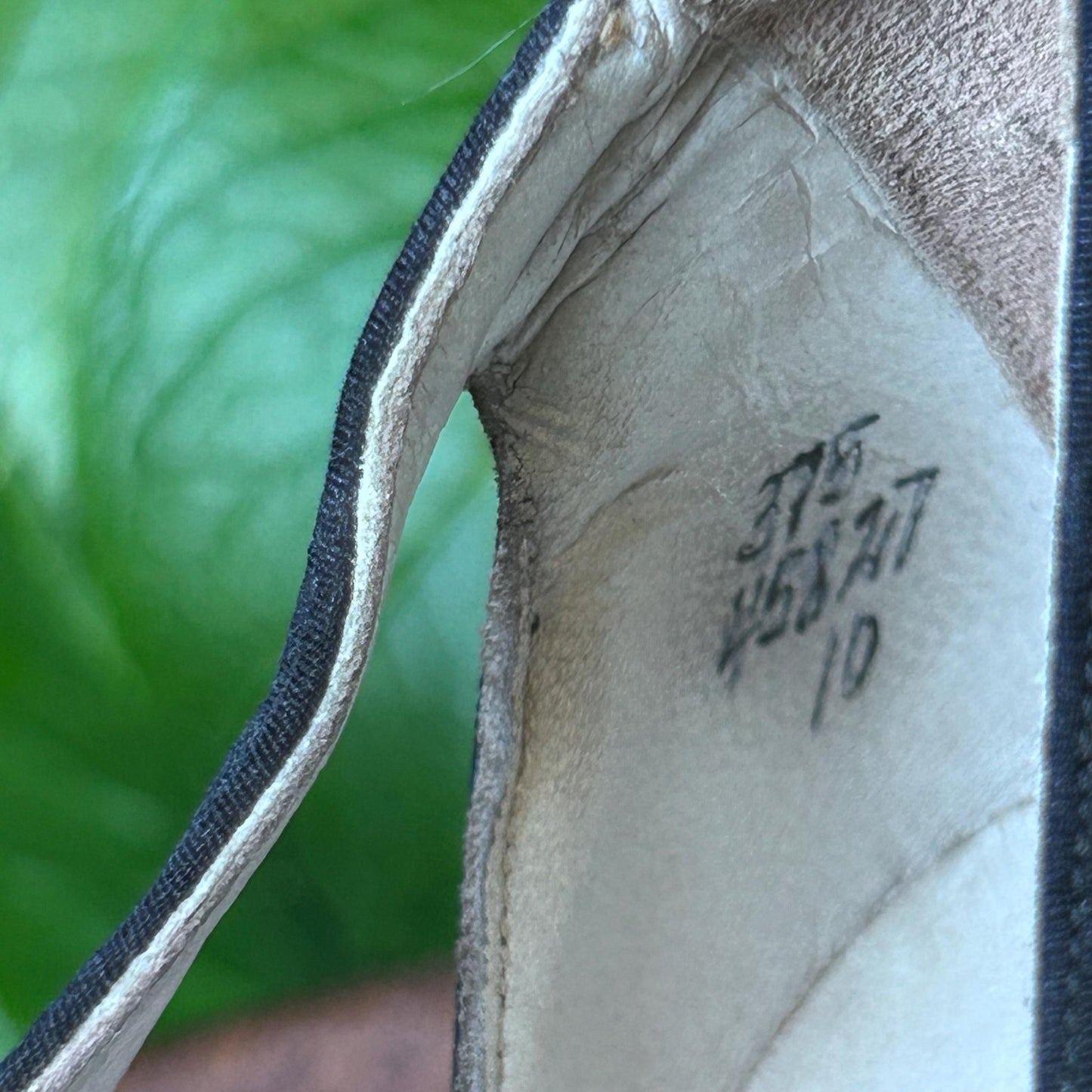Vintage 1940s black fabric low wedge shoes size 10 from the London shoe Company details inside - Splendid Vintage World